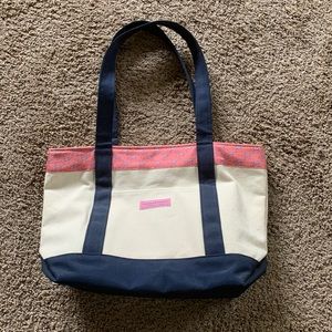 Vineyard Vines lizard mini tote